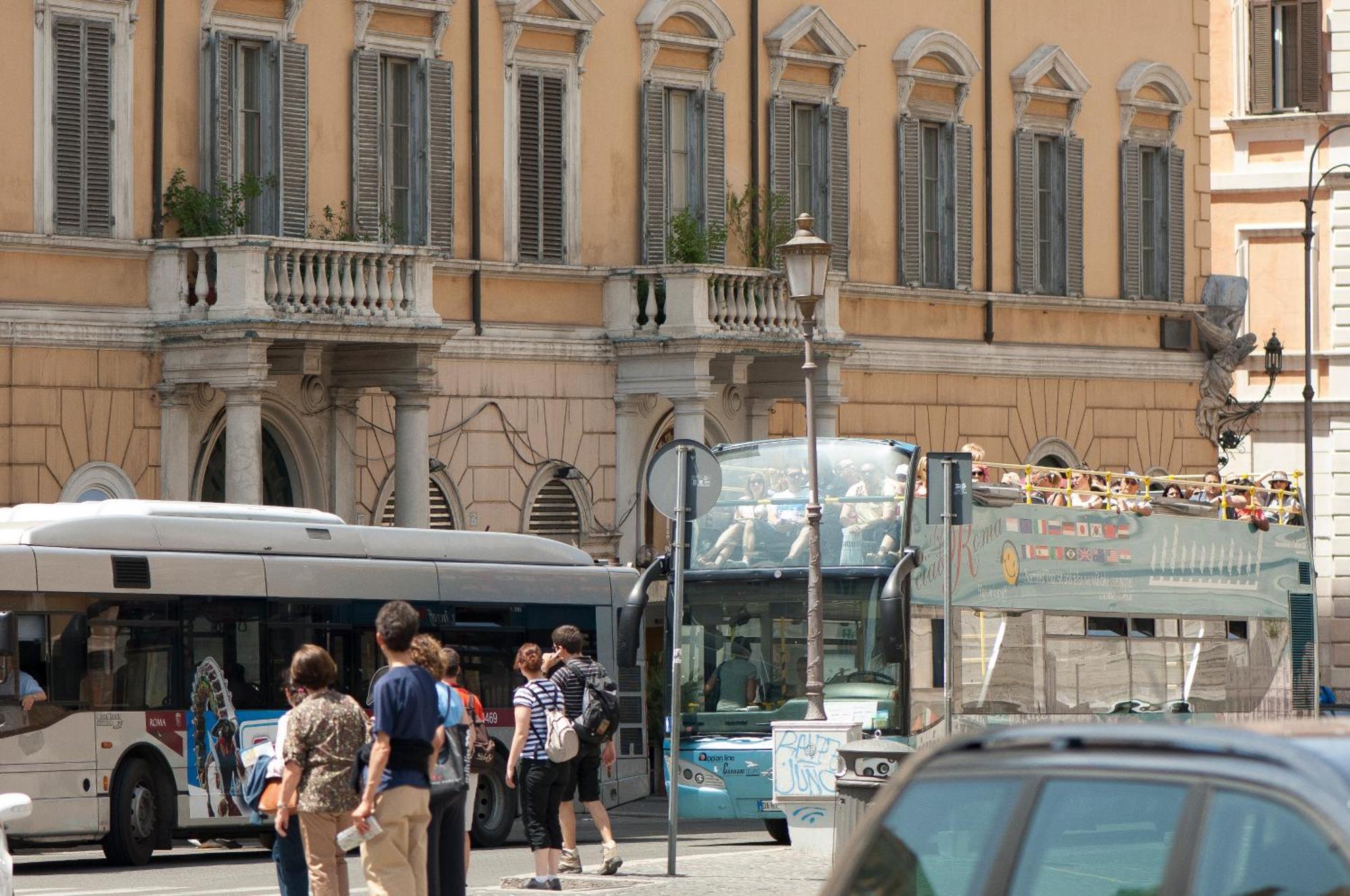 Bed & Breakfast Domus Liberius - Roma